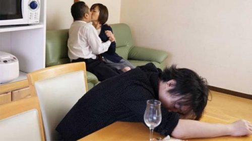 Cheating Wife Megu Memezawa Gets Fucked By An Old Friend